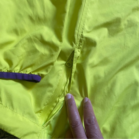Performance Women's Medium Neon Yellow Bike Jacket Cycling Run Reflective Safety - Picture 7 of 9